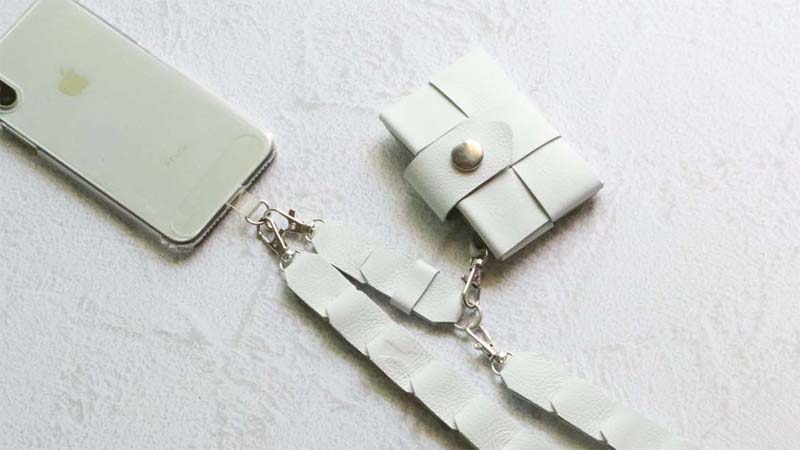 �~�j �P�[�X